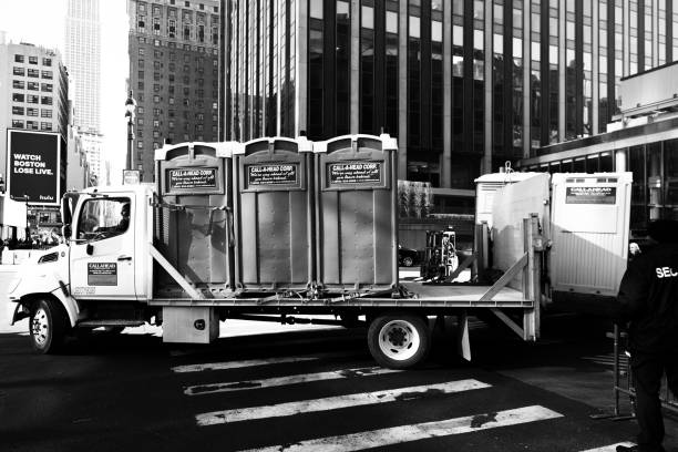 Best High-end porta potty rental  in Castle Point, MO