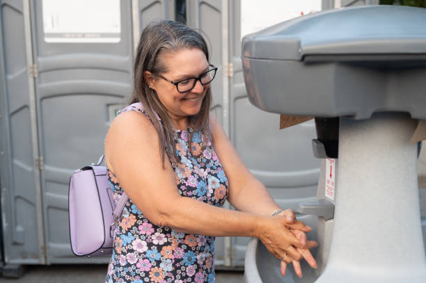 Portable Toilet Options We Offer in Castle Point, MO